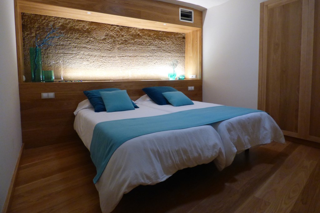 Eco Friendly Cave Suite, San Cristobal de la Laguna, Spain