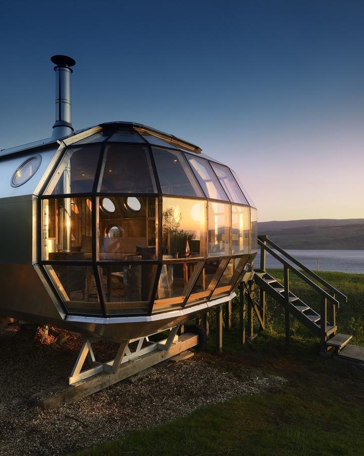 从树屋到铝合金吊舱小屋：Airbnb爱彼迎十大特色房源