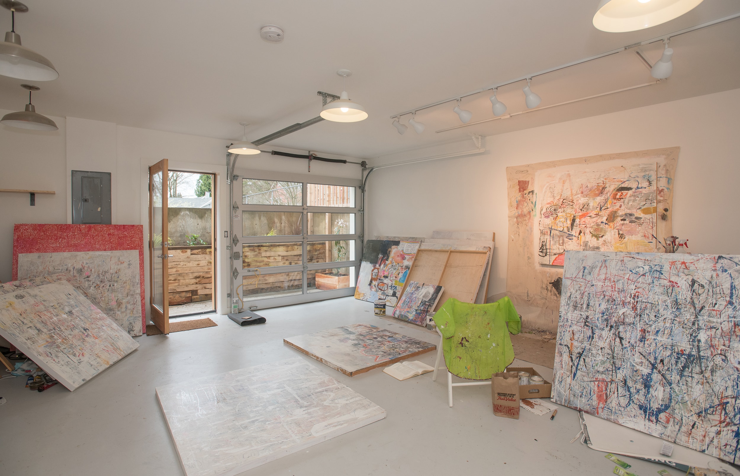 Be Inspired: 10 Airbnb Artist Studios for the Creative Traveler