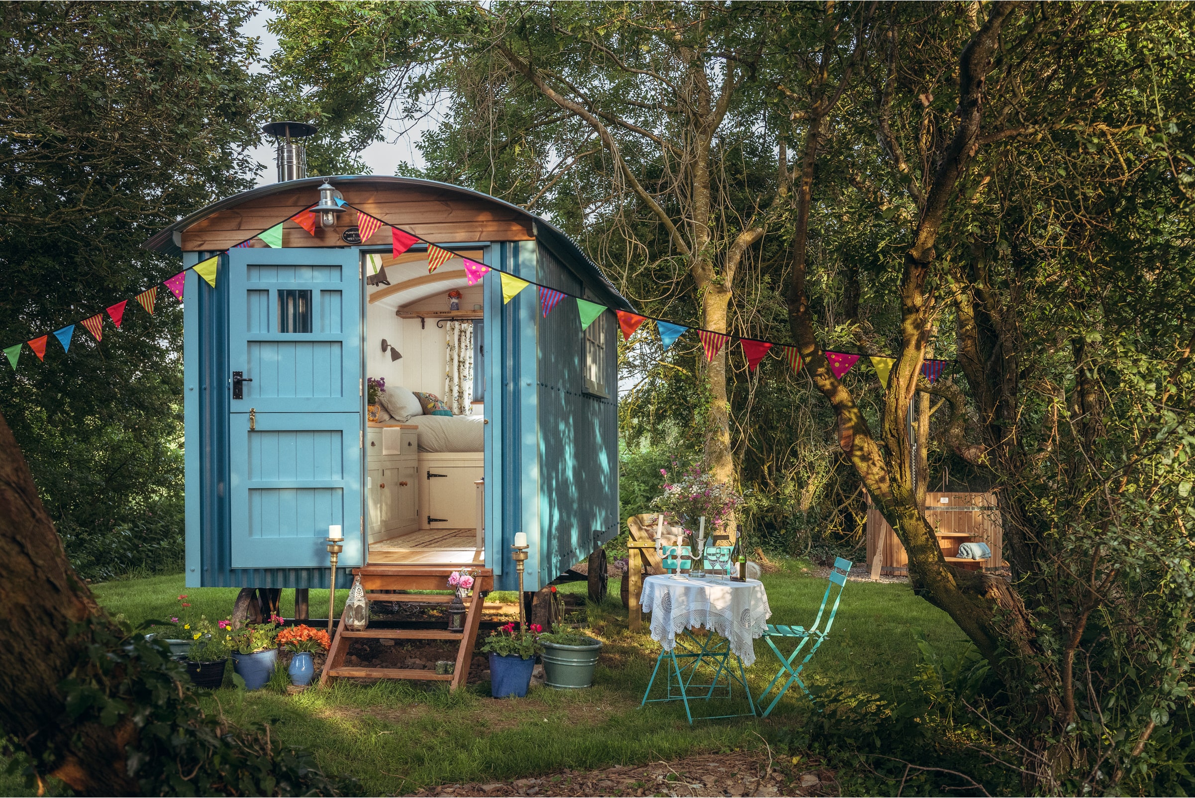 Tiny Houses And Shepherd Huts Where Airbnb Travelers Are Staying In 2019