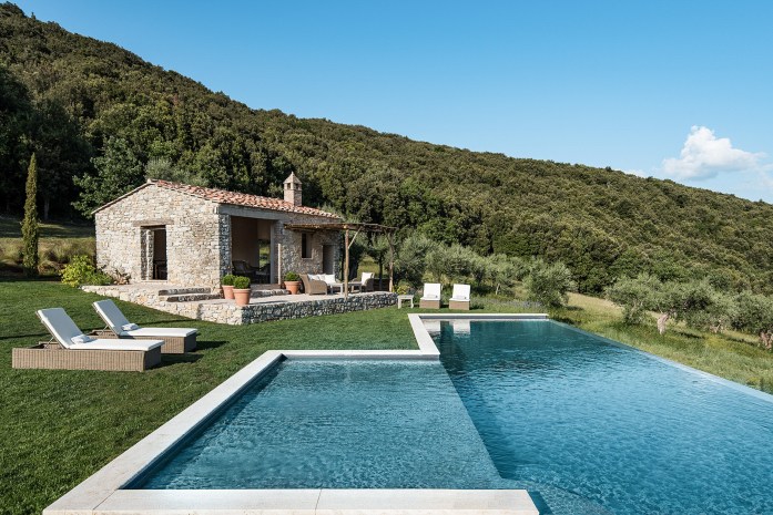 casa airbnb con piscina