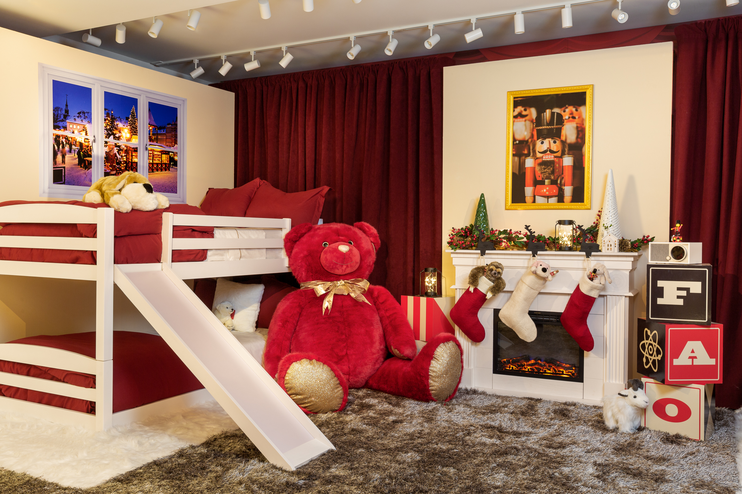 FAO Schwarz Lists Iconic New York City Toy Store on Airbnb