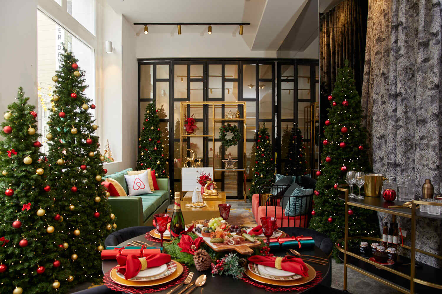 Myer Melbourne Lists on Airbnb for a Magical Overnight Christmas Stay