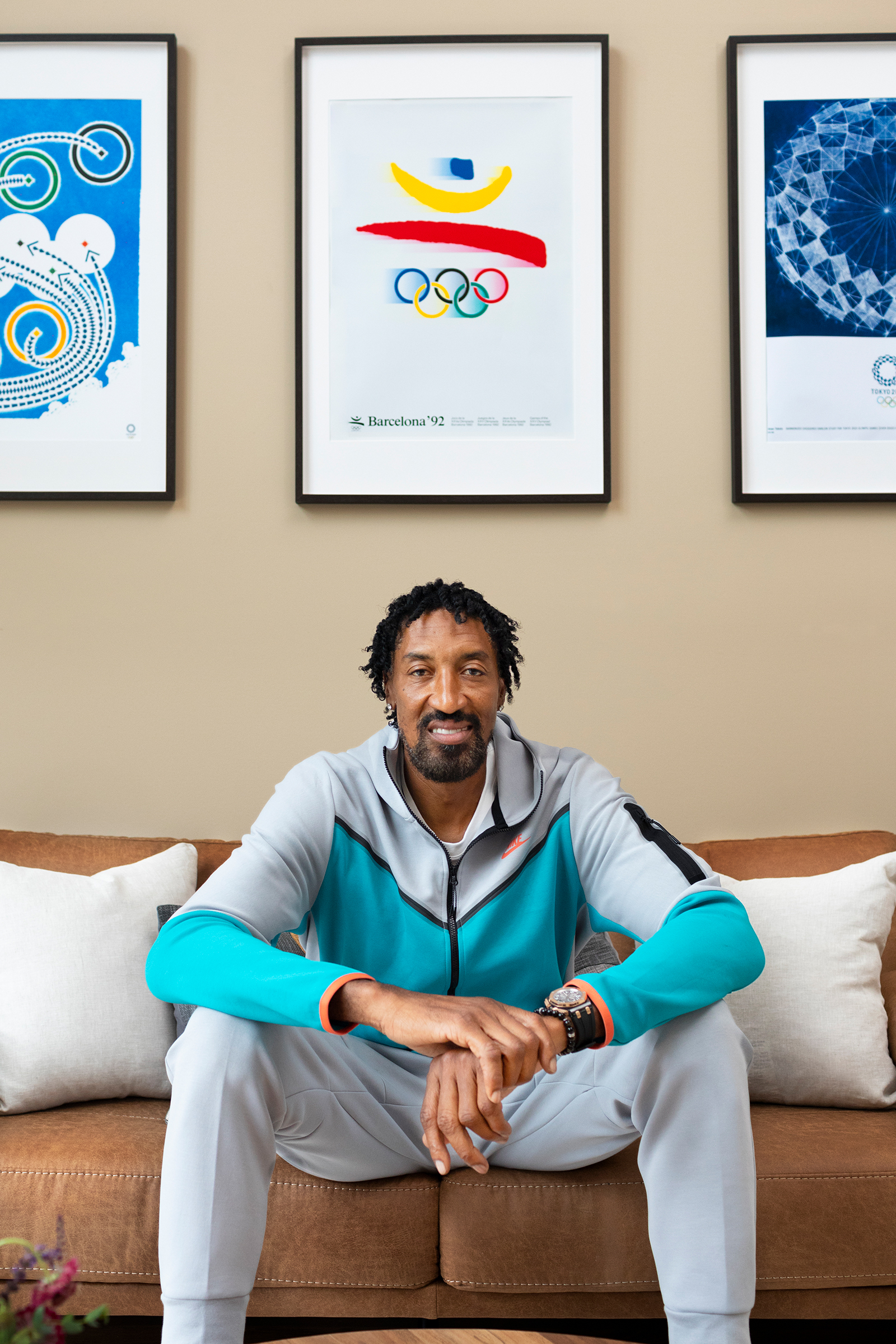 Olympian Scottie Pippen hosts fans at his home court for the