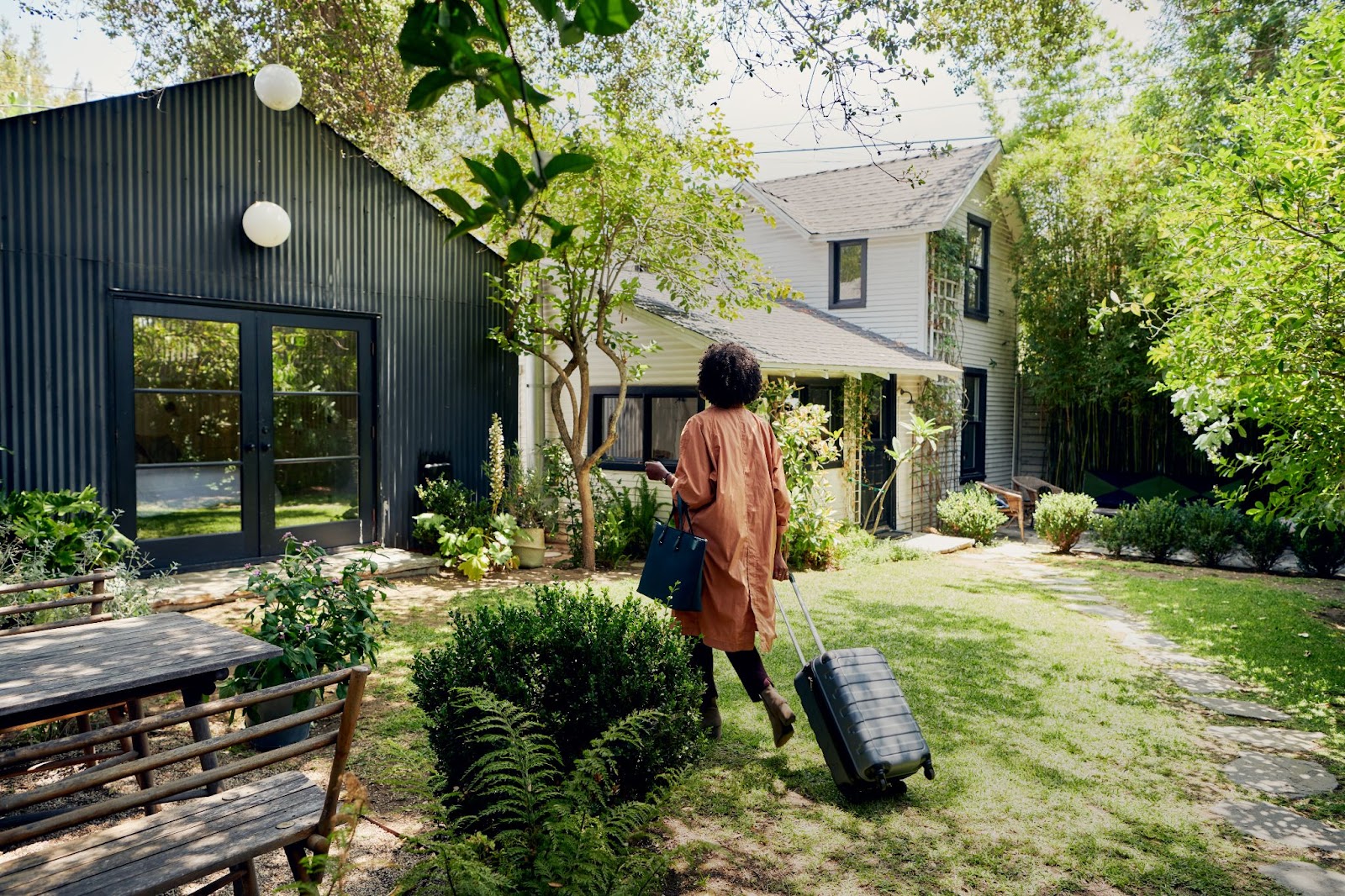 Airbnb latina