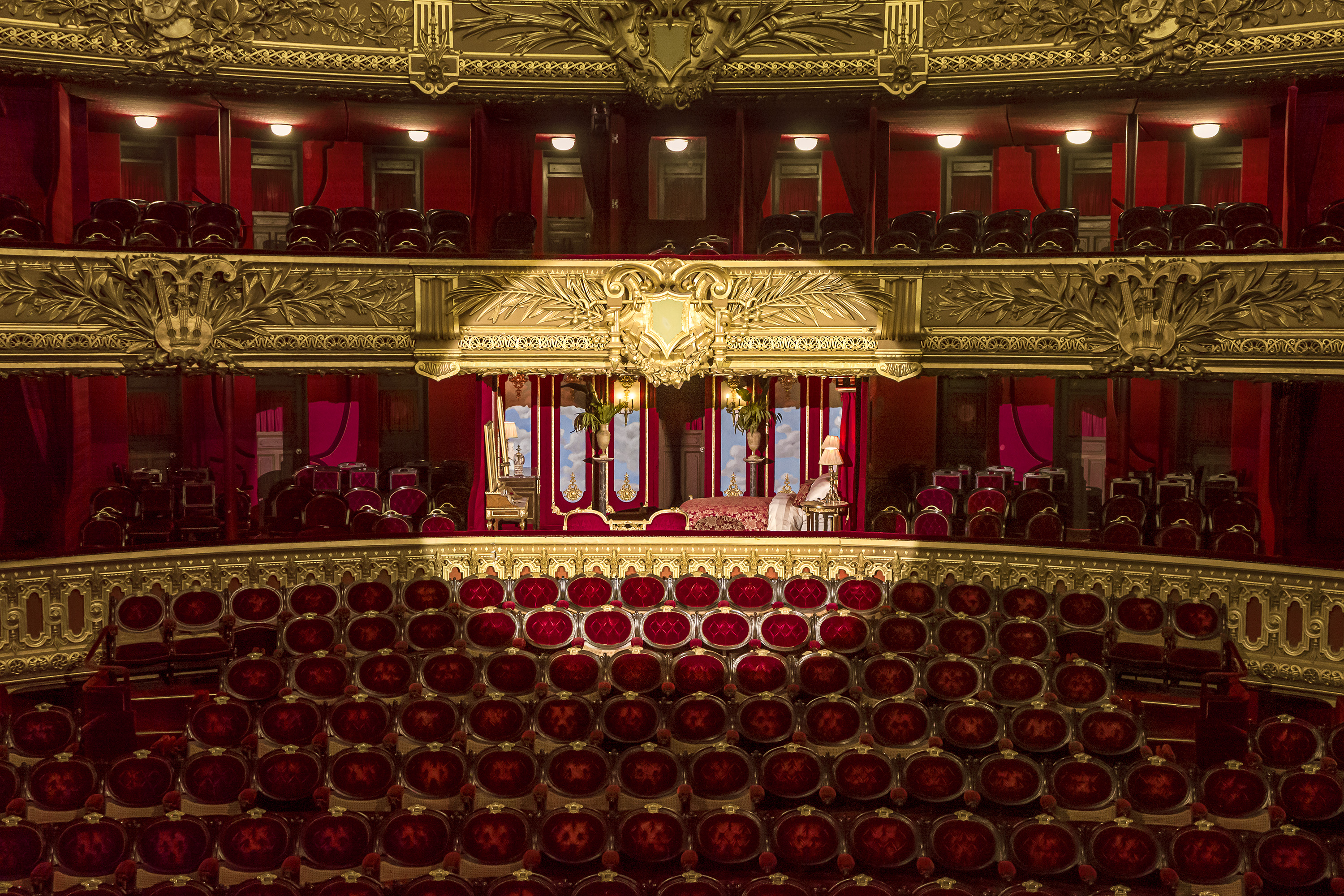 オペラ座の怪人」の舞台、オペラ座・ガルニエ宮がAirbnbに登場！