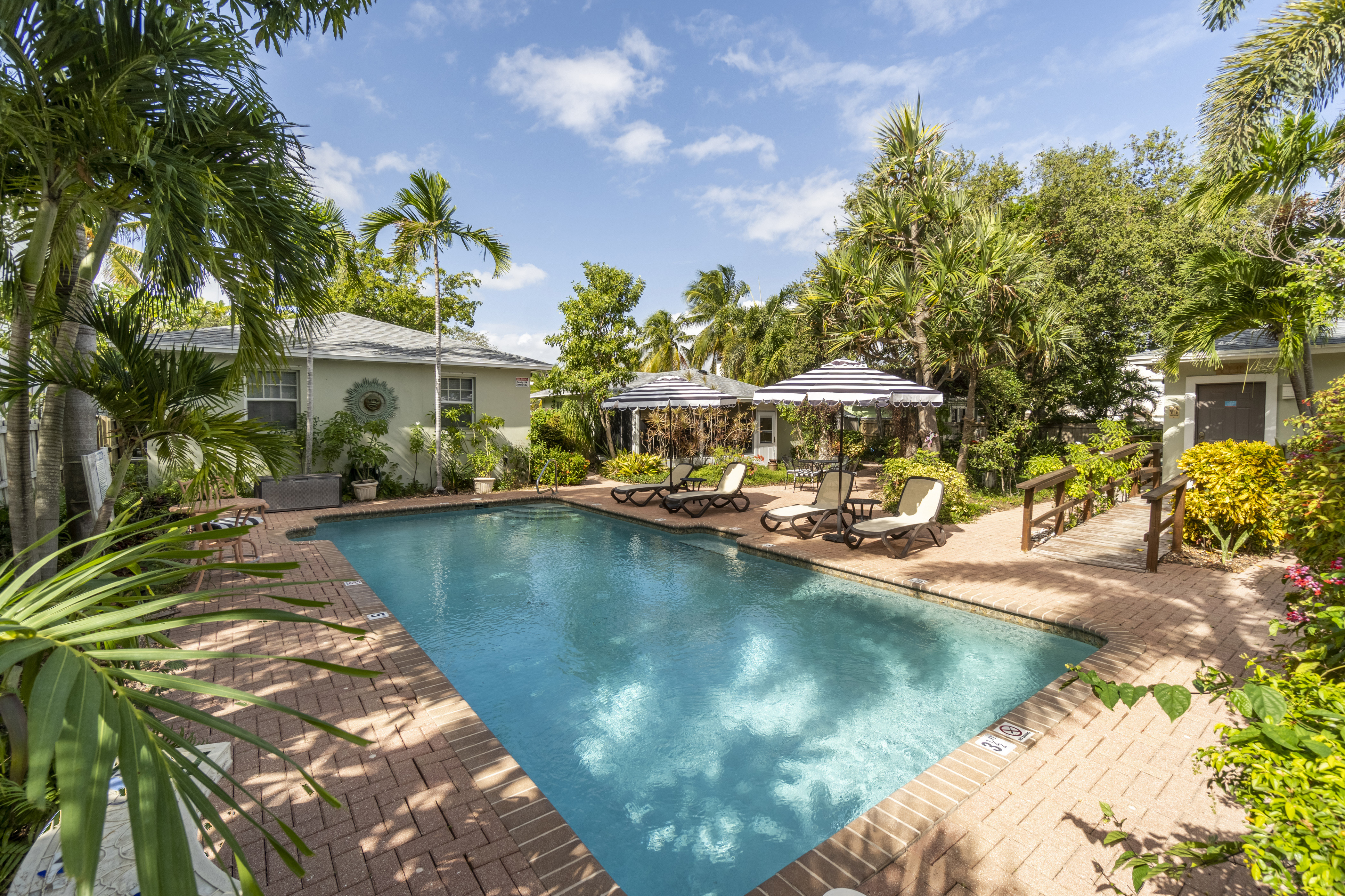 Image of an accessible home in Florida with a pool and terrace