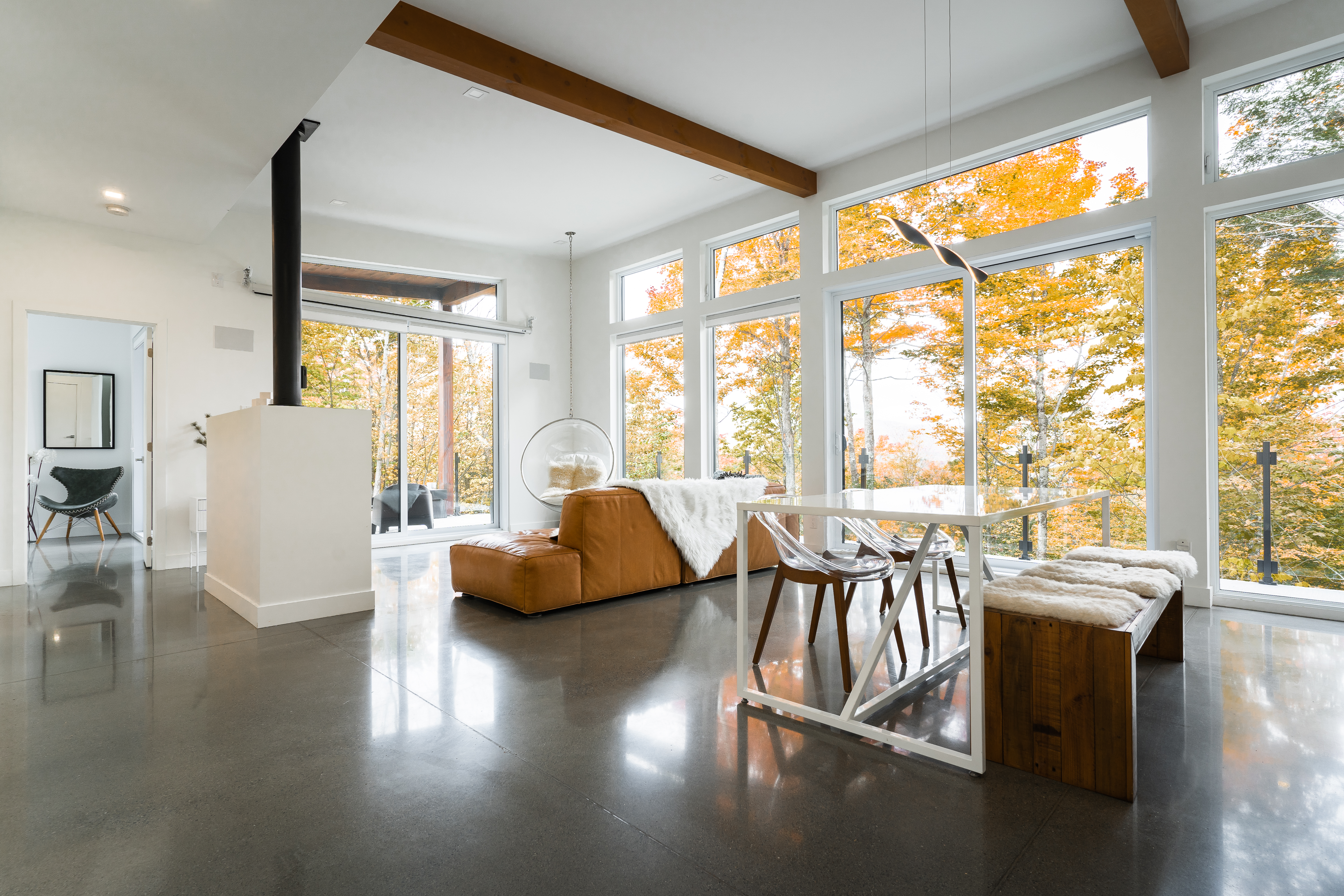 A contemporary living room in a home in Quebec.
