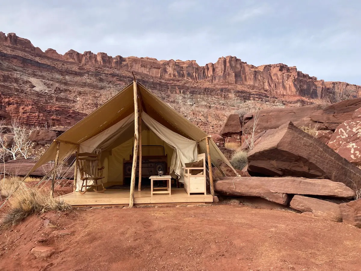 Glamping tent in the desert