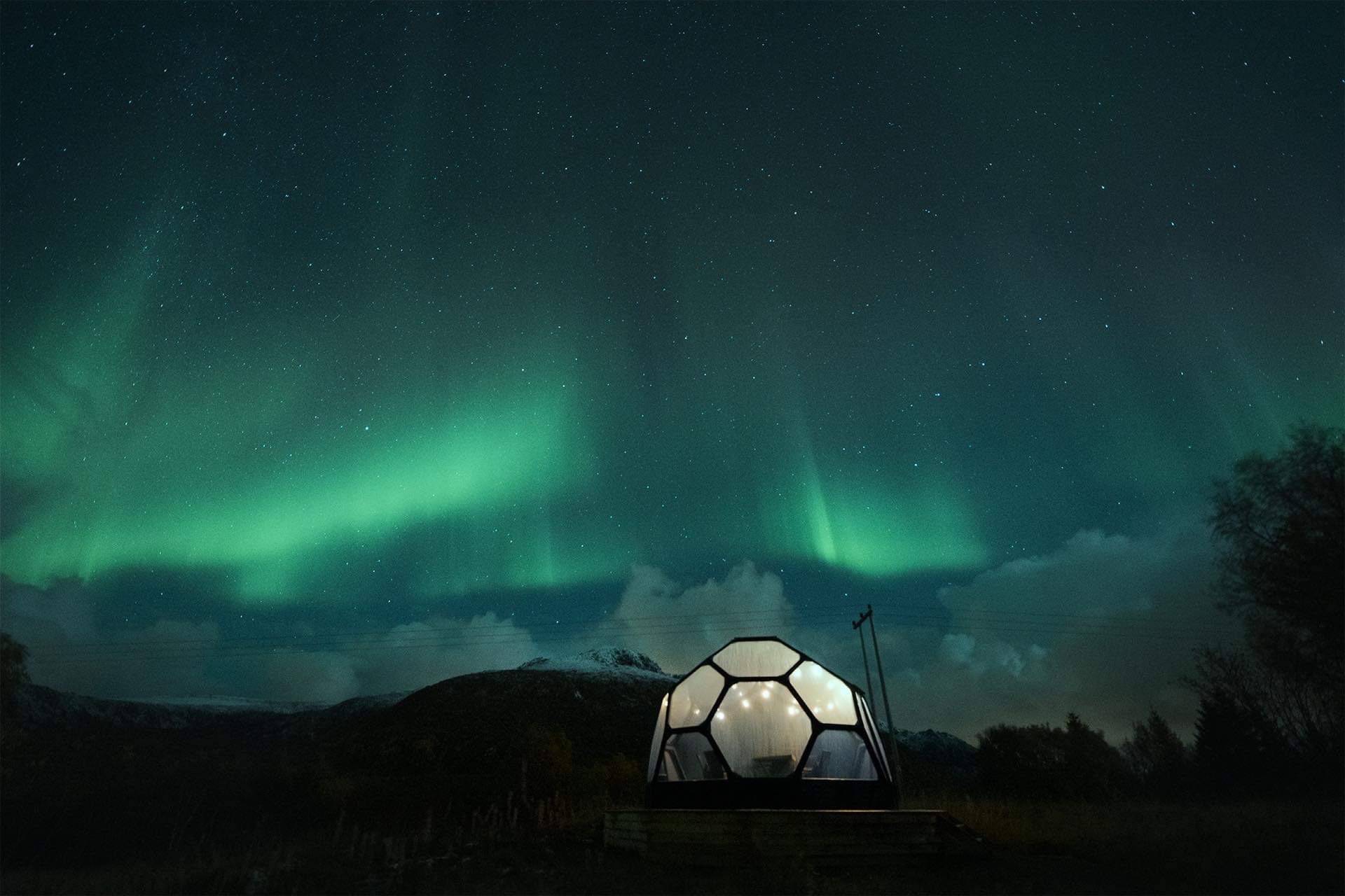 Dome with Northern Lights views