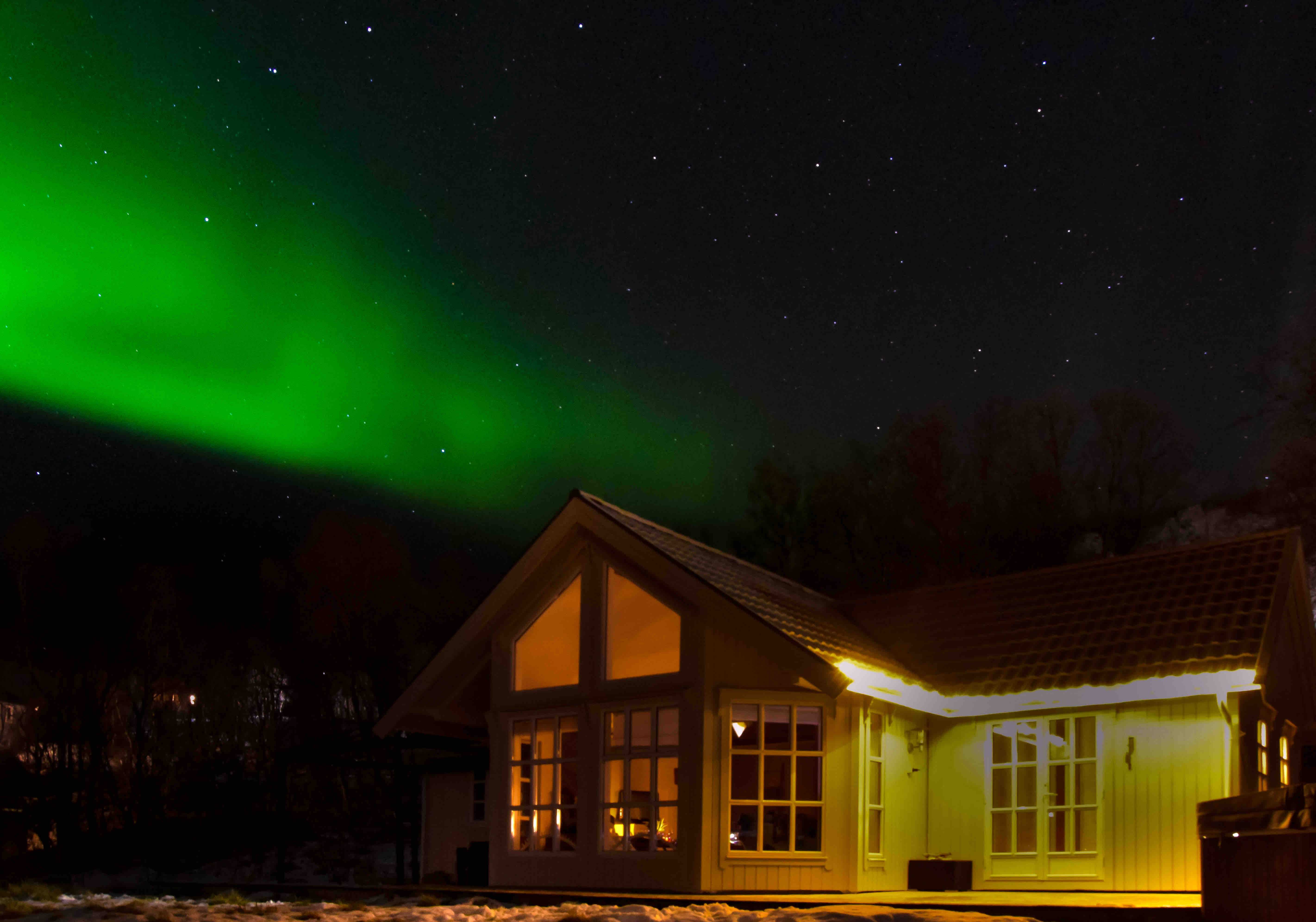 House with Northern Lights view