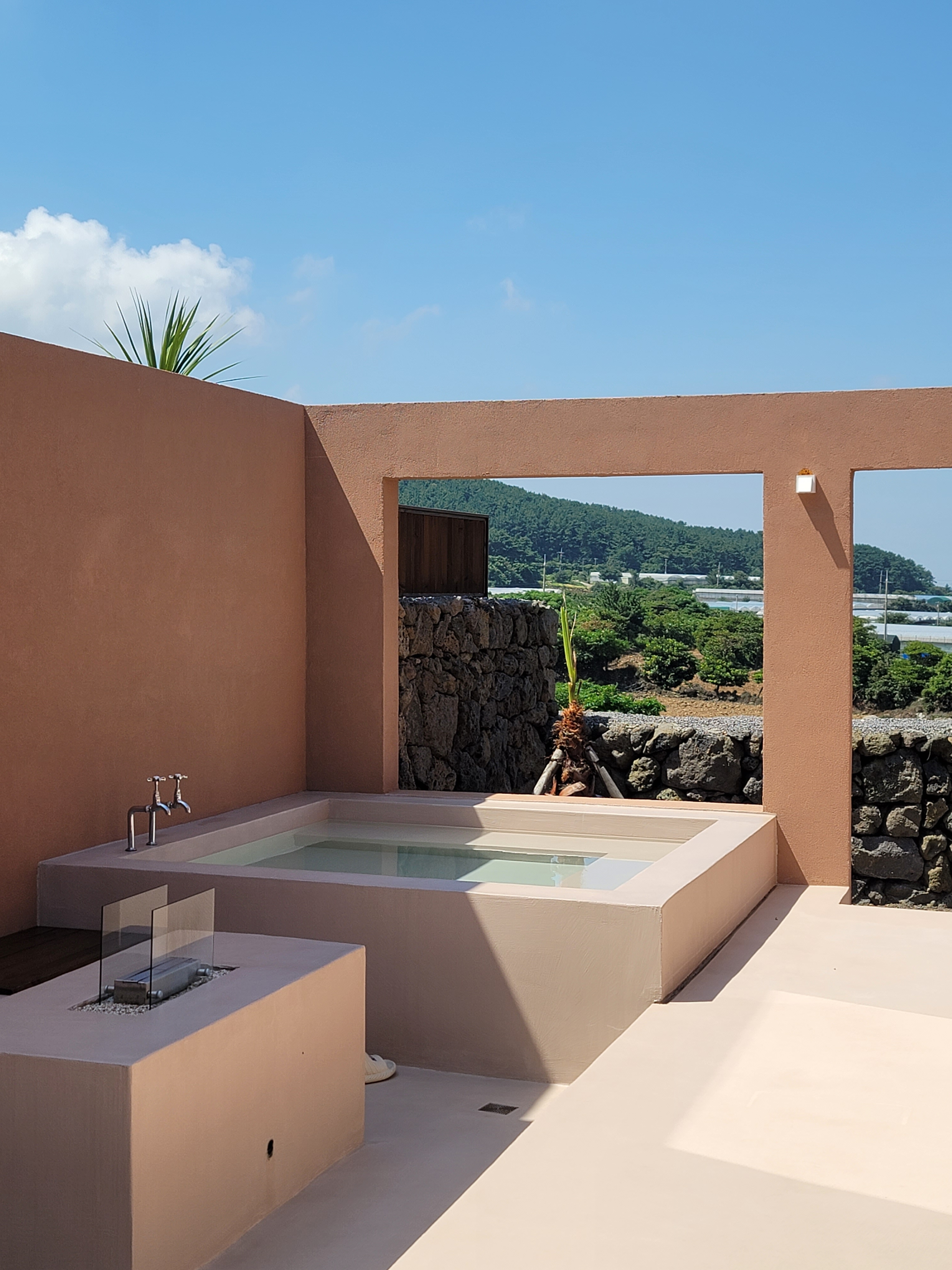 Outdoor hot tub with ocean views