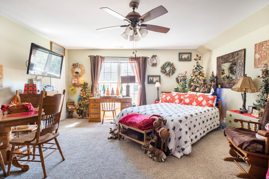 Bedroom decorated in Christmas decor